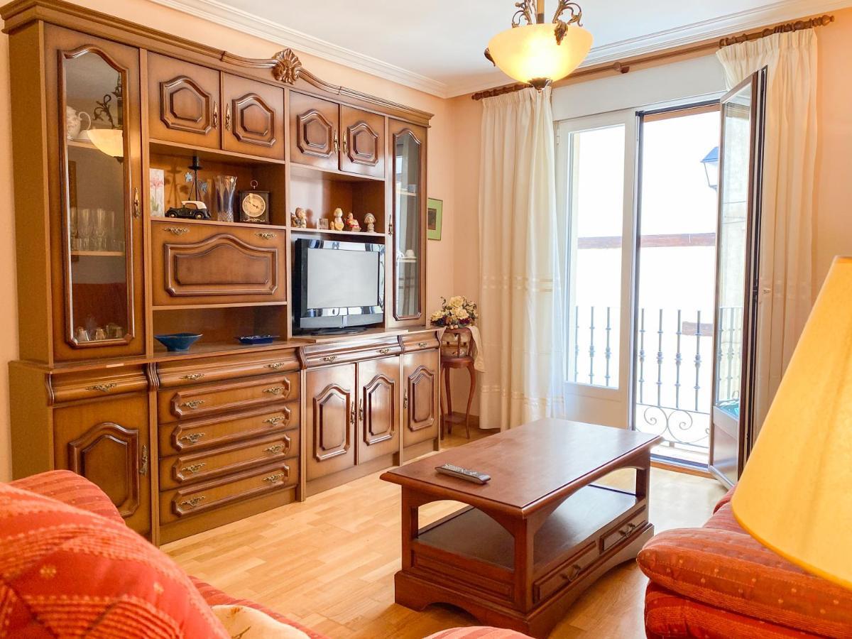 Vivienda Turistica Los Leones Berlanga de Duero Exteriör bild