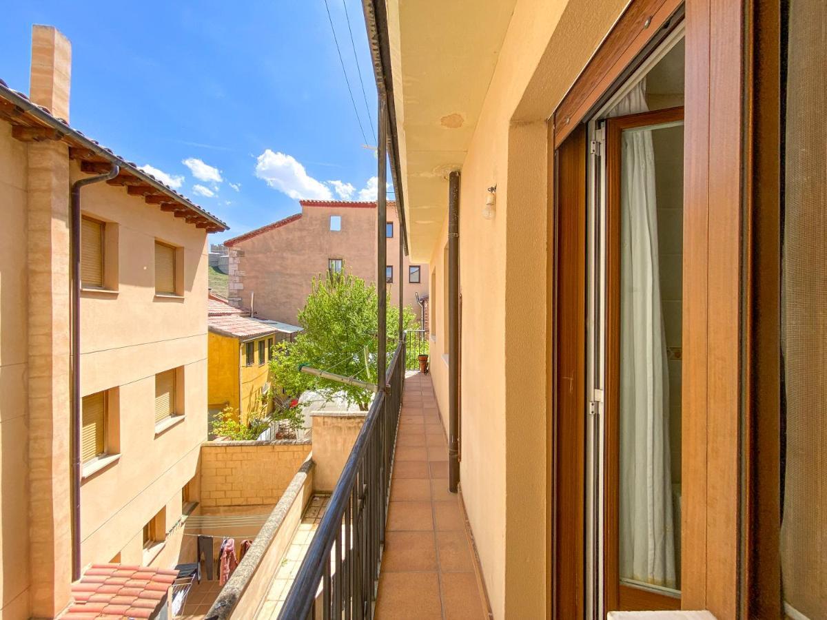 Vivienda Turistica Los Leones Berlanga de Duero Exteriör bild