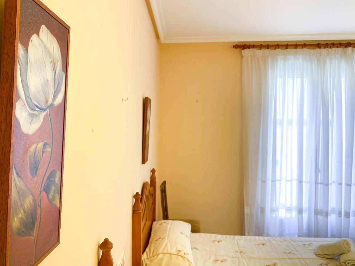 Vivienda Turistica Los Leones Berlanga de Duero Exteriör bild